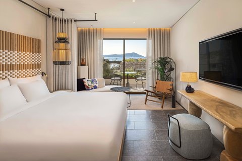 Fabulous Bay View Room