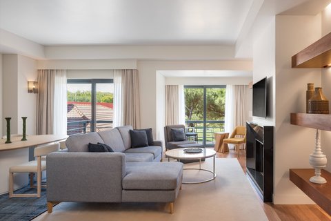 Living Room, Premium 3 Bedroom Residences