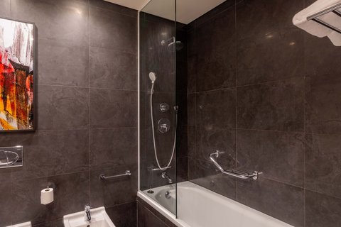 Bathroom, Panoramic Suite