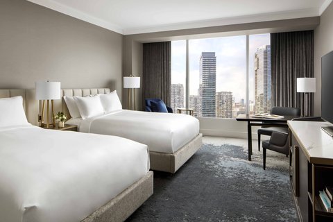 Deluxe Queen/Queen Guest Room