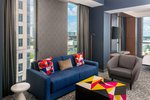 Savvy, Suite, 1 King, Corner room