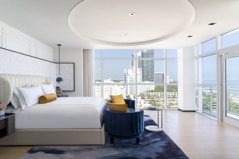 The Ritz-Carlton Suite King Bedroom