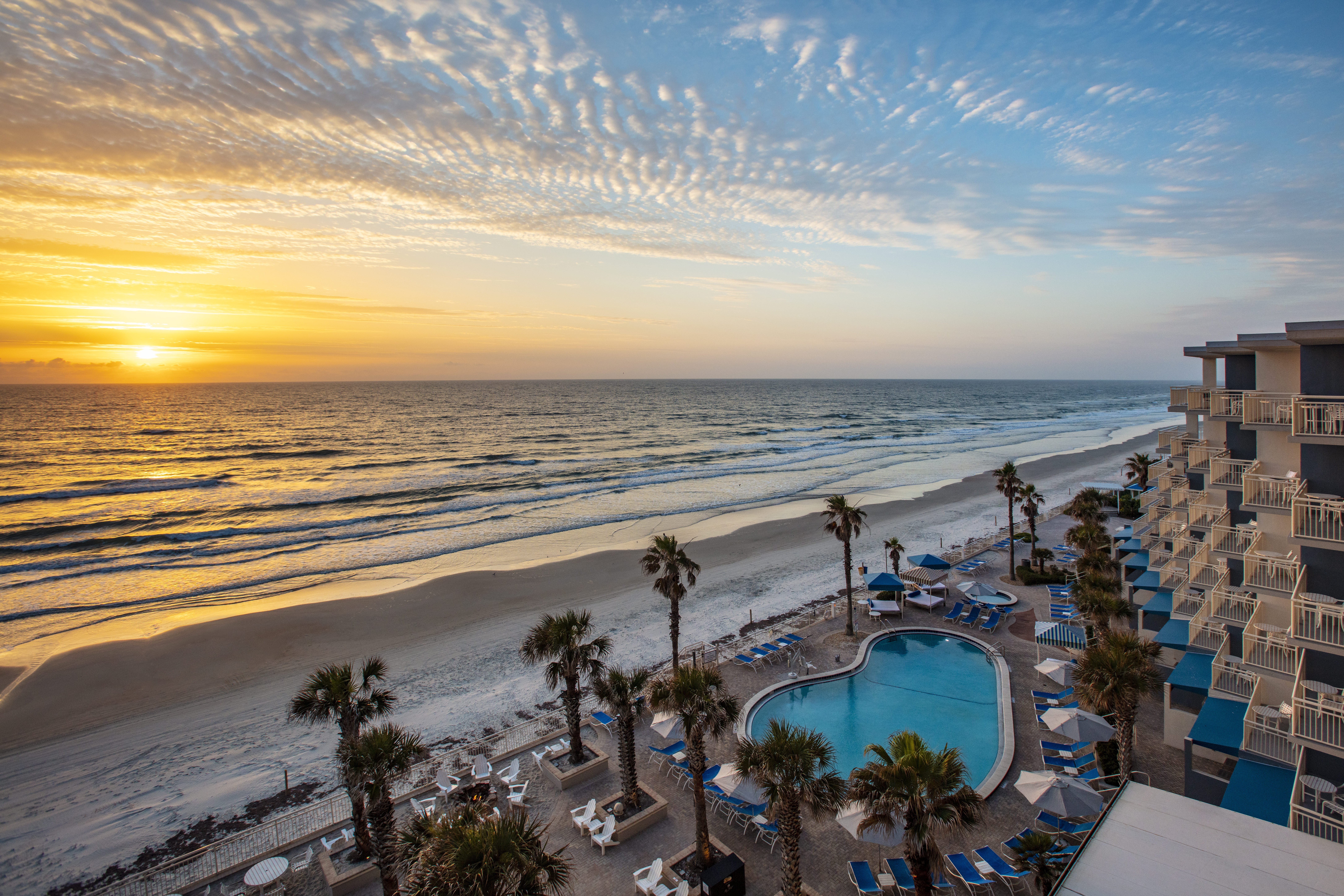 Shores Resort & Spa The