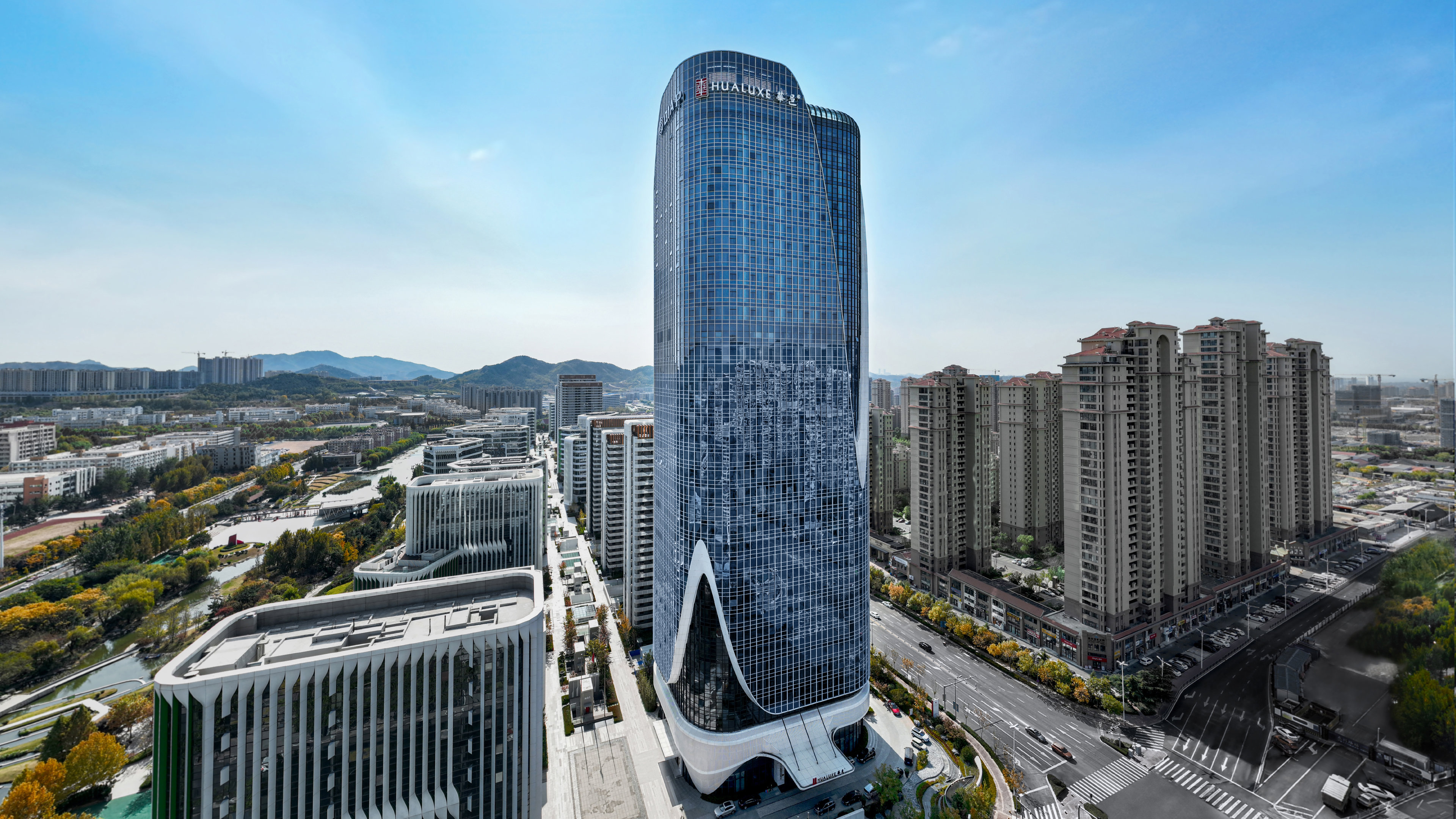 HUALUXE Qingdao Licang
