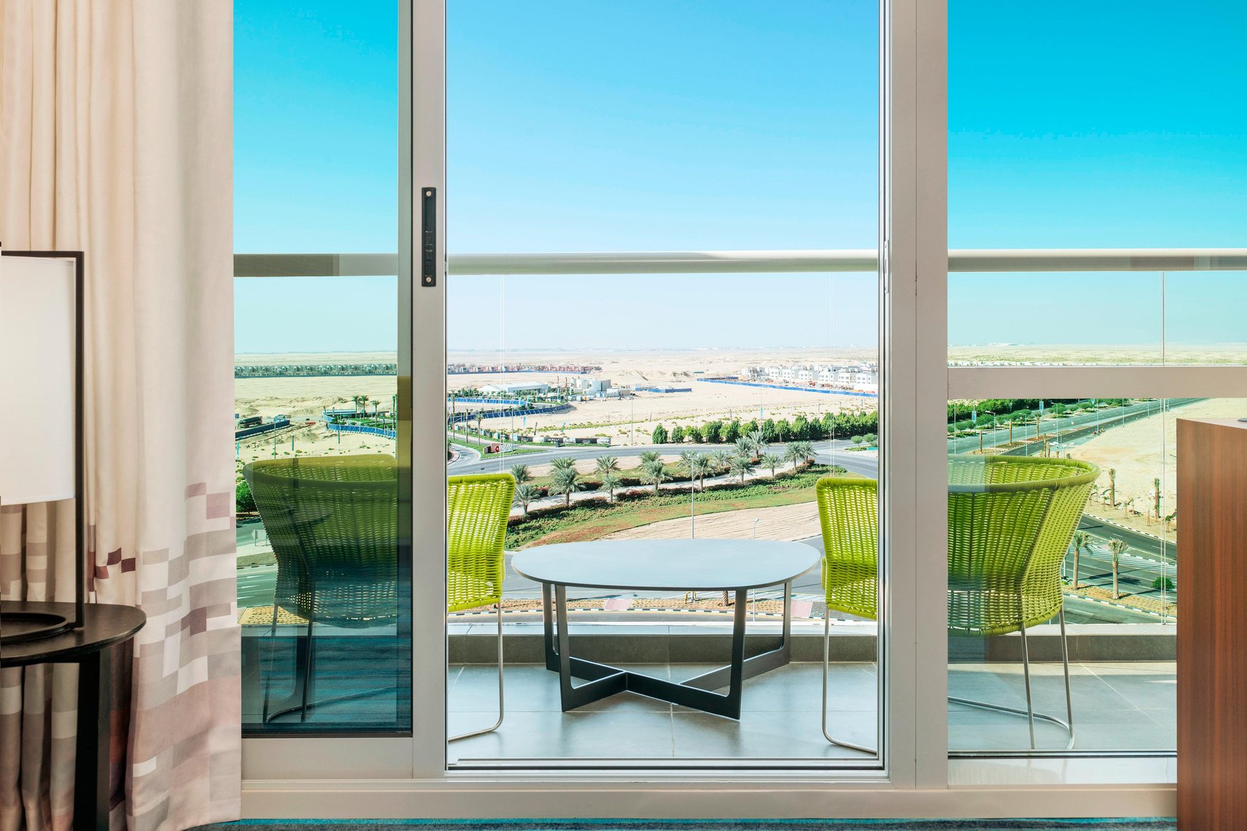 Aloft by Marriott Dubai South Room Type - Savvy Suite, 1 Bedroom Suite, 1 King, Balcony