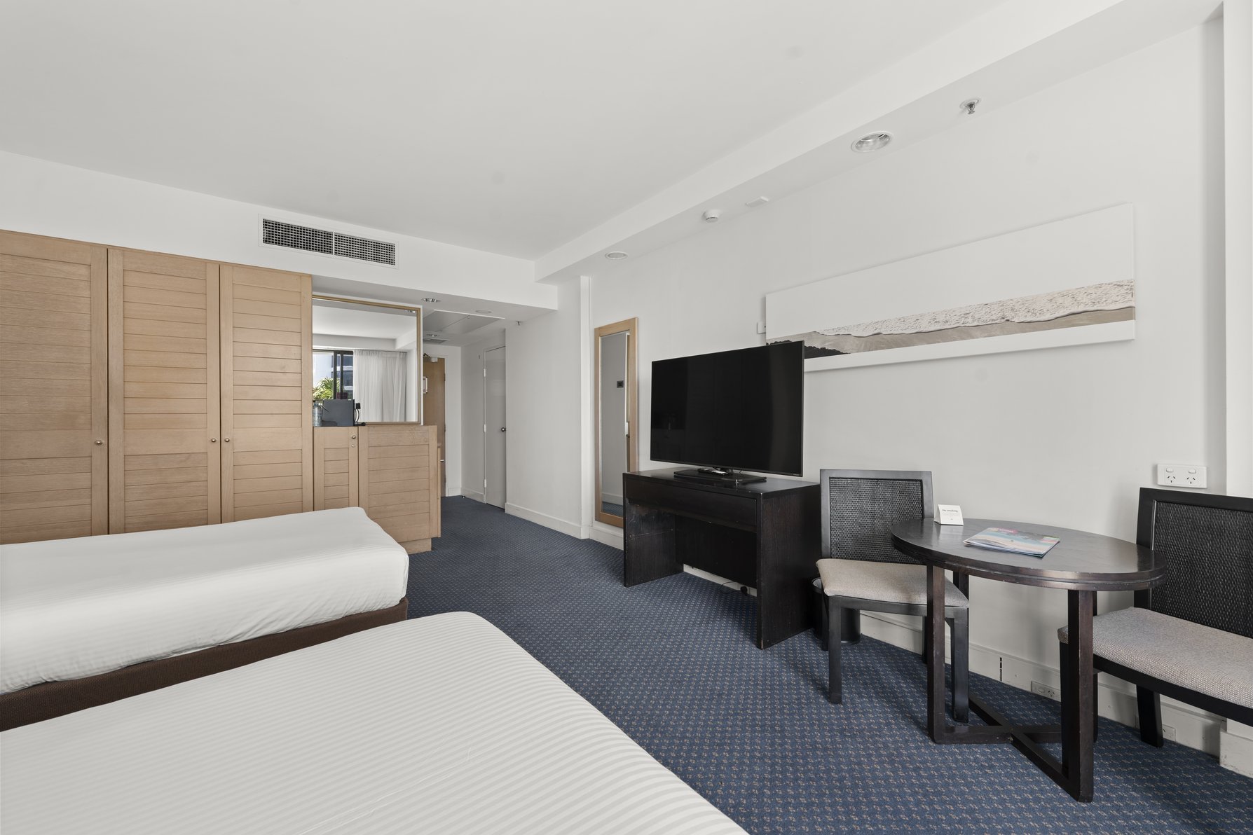Crowne Plaza Surfers Paradise Room Type - 2 Double Standard Pool View