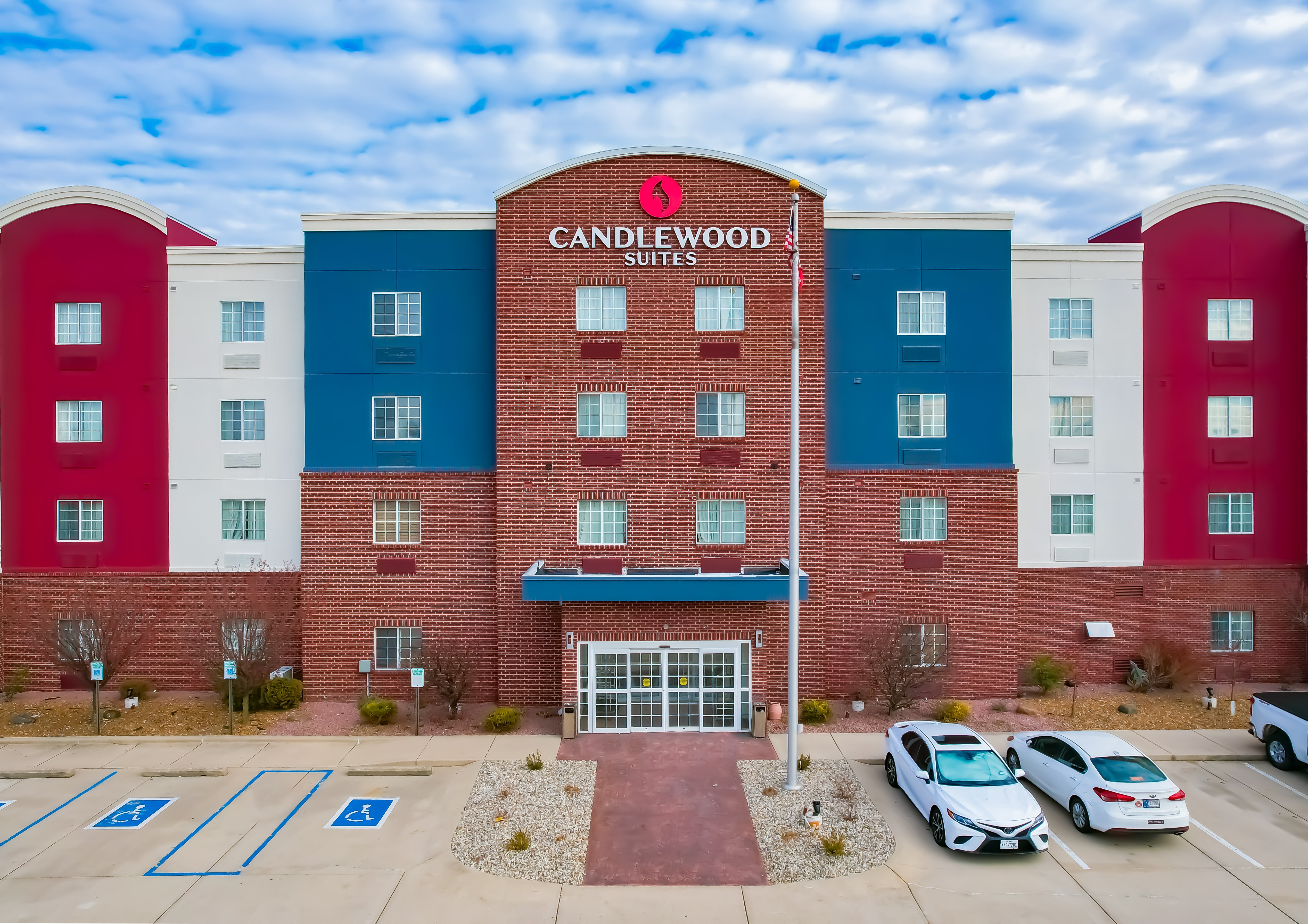 Candlewood Suites