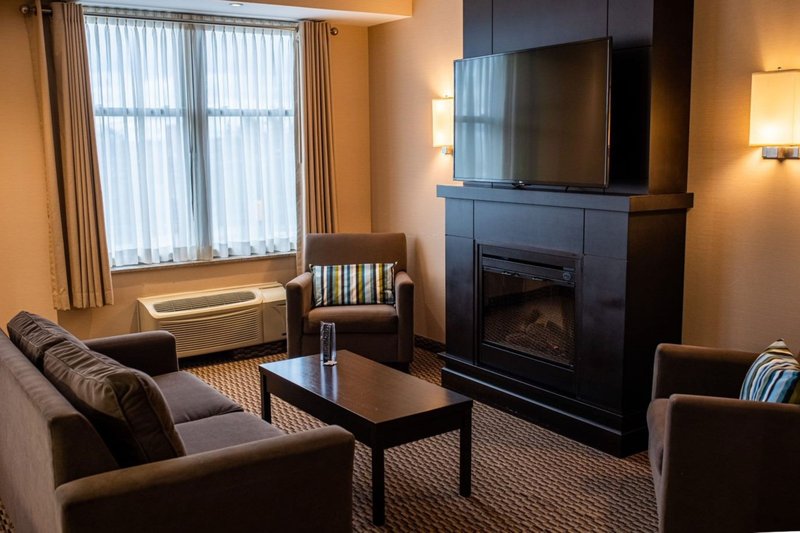 Heritage Suite