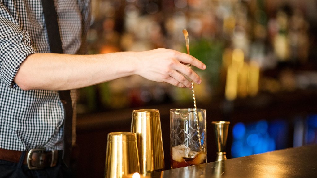 Stop by for our happy hour between 4pm - 5pm Sunday - Thursday