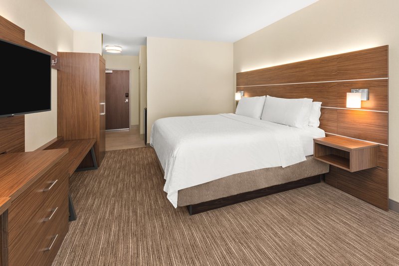 HOLIDAY INN EXP STES WILLOWS