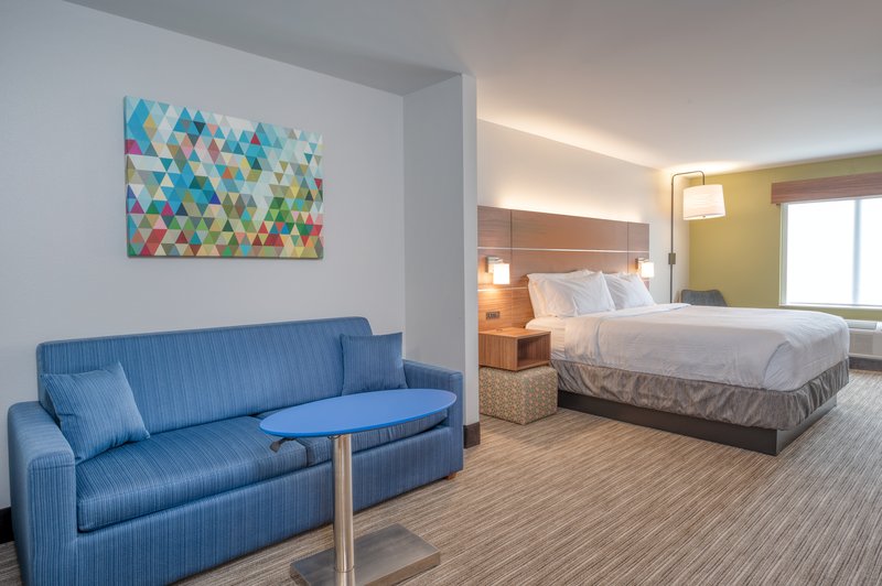 HOLIDAY INN EXP STES THORNBURG