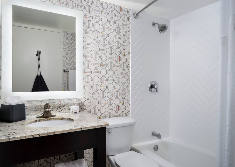 HOLIDAY INN – MARLBOROUGH
