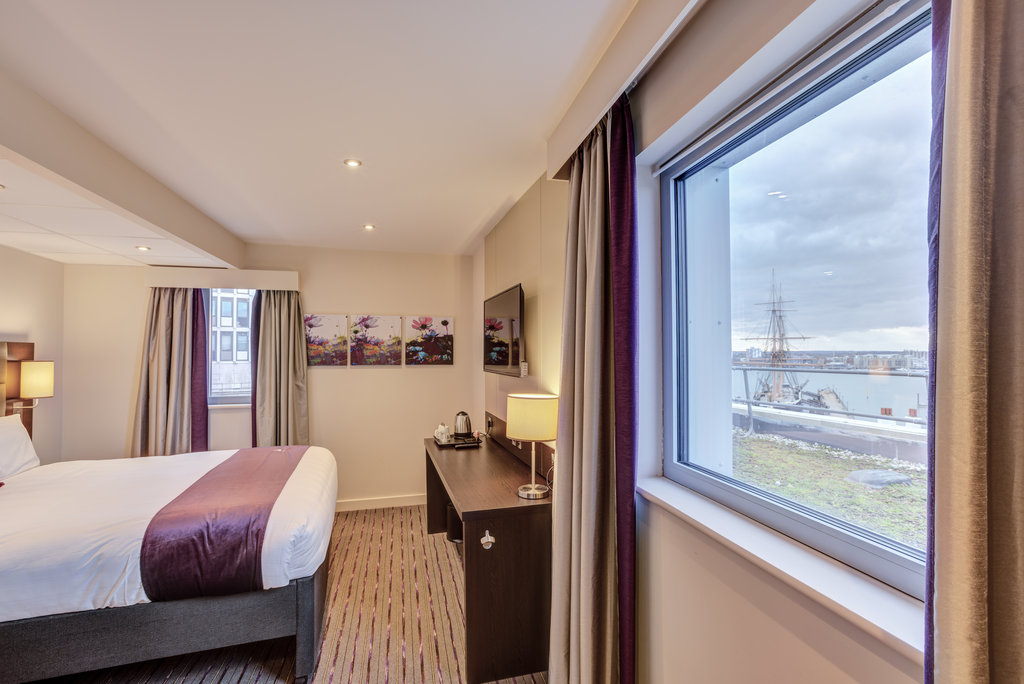 Premier Inn Portsmouth Dockyard, Portsmouth