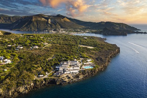 Therasia Resort Sea & Spa