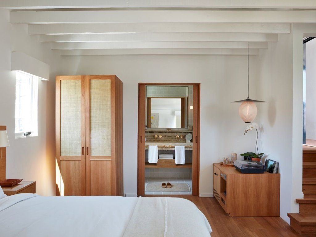 Guest photo