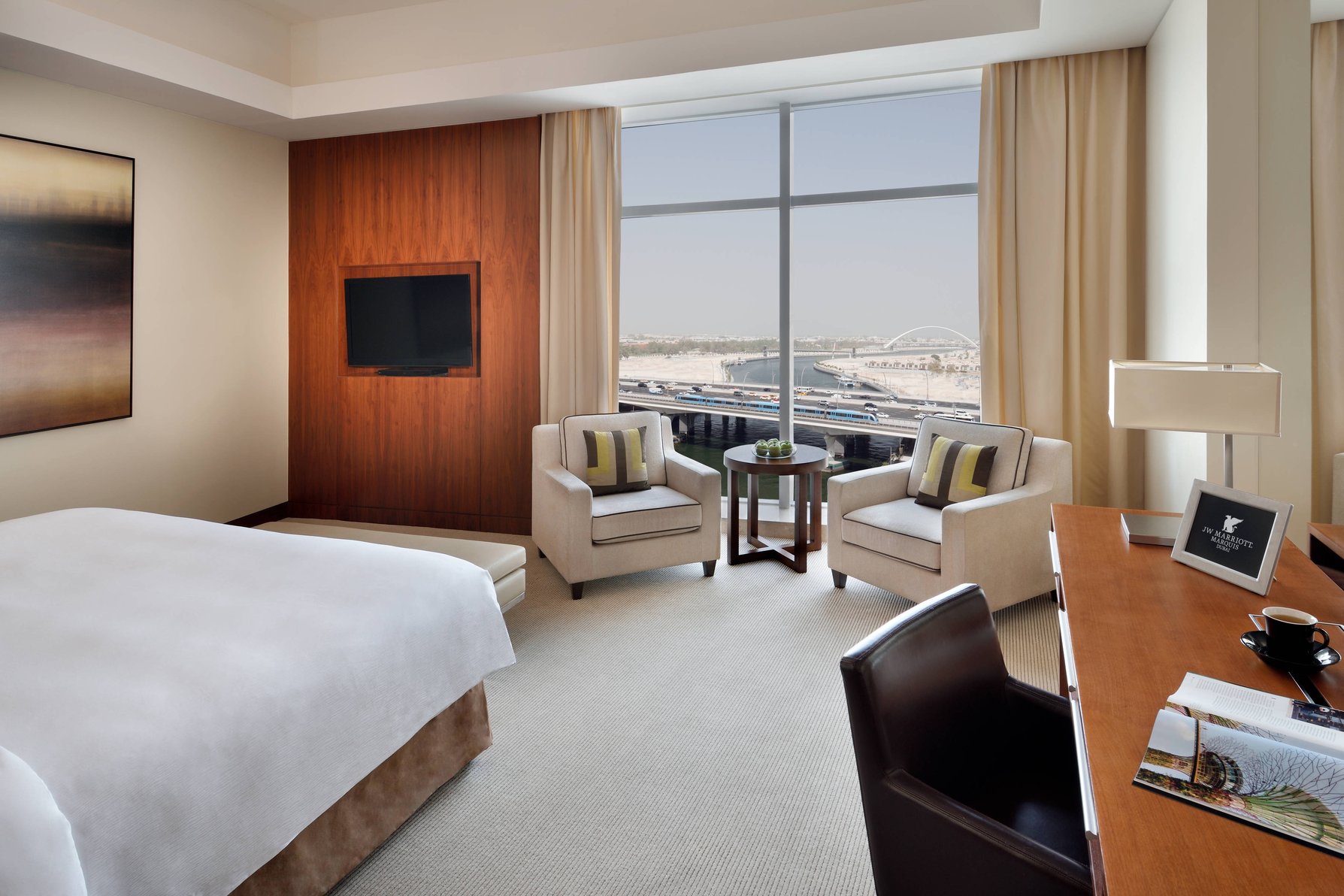 JW Marriott Marquis Hotel Dubai Room Type - Deluxe Seaview Room, Guest room, 1 King