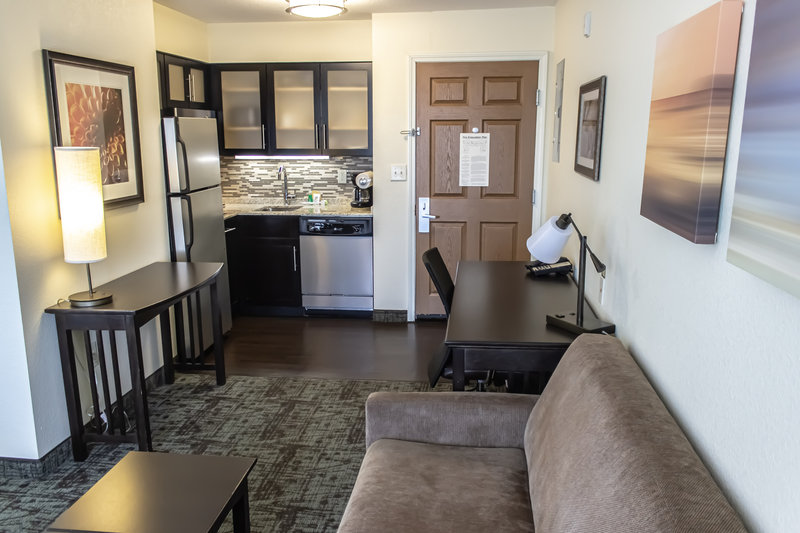STAYBRIDGE STES MINOT ND