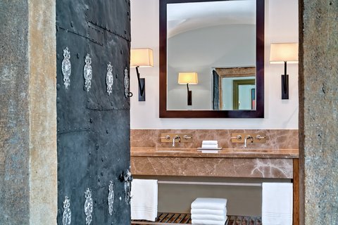 Monastery Suite - Bathroom with Iron Door