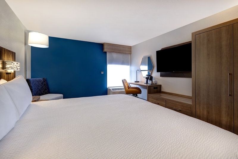HOLIDAY INN EXP STES KU MEDCTR