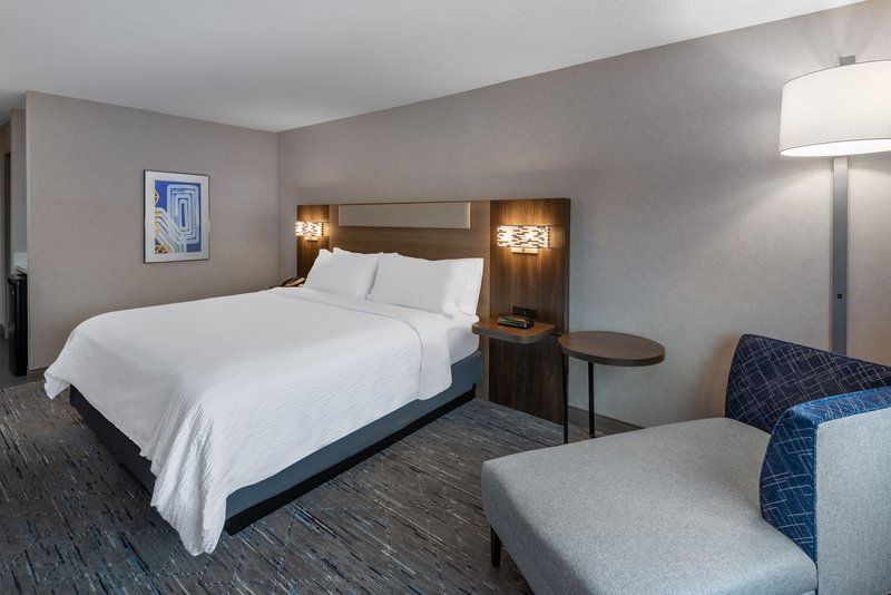 Holiday Inn Express & Suites WADSWORTH