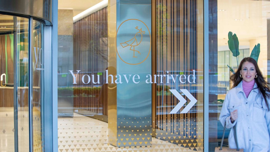 Come on into a newly reimagined hotel experience in Chicago