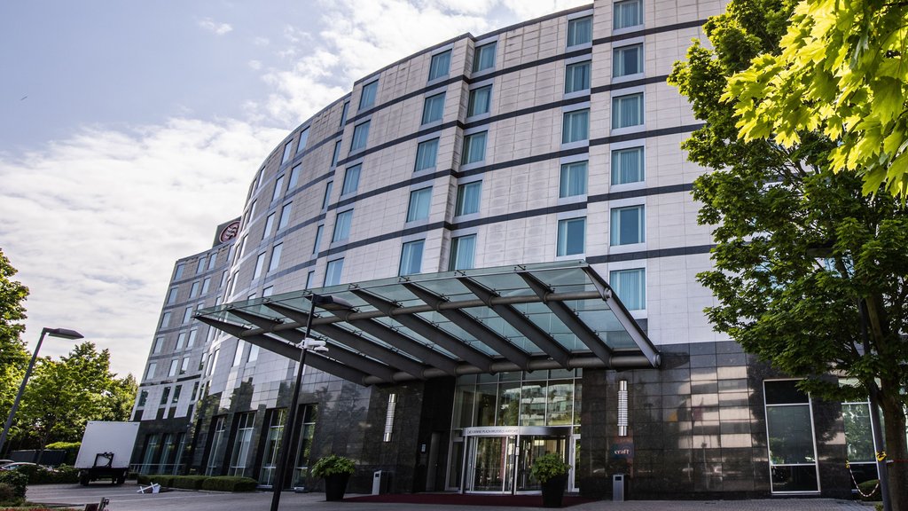 Welcome to Crowne Plaza Brussels Airport