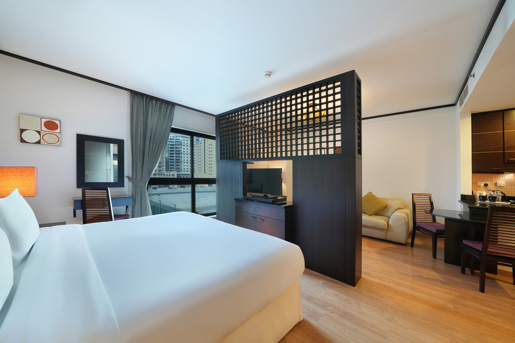 Park Hotel Apartments and Edge by Rotana Hotel Room Type - Classic Sudio - King Bed
