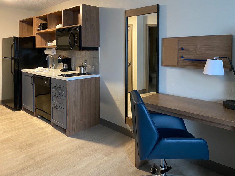 CANDLEWOOD SUITES MANASSAS