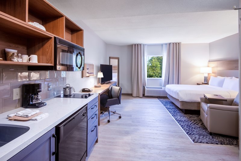 CANDLEWOOD SUITES MANASSAS