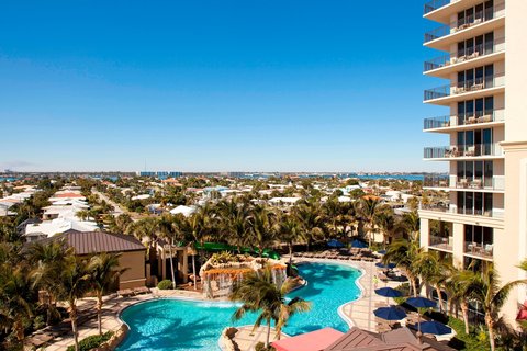 One-Bedroom Resort View Suite