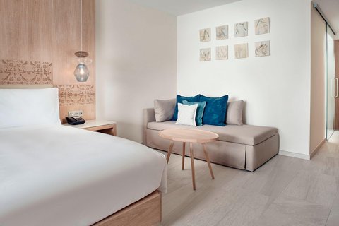Premium King Guest Room - Sofa Bed