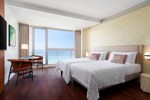 Twin/Twin Deluxe Guest Room - Sea View