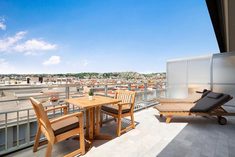 Terraza con vista a la ciudad