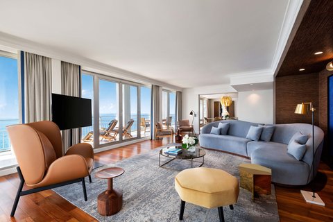 Presidential Suite Overview