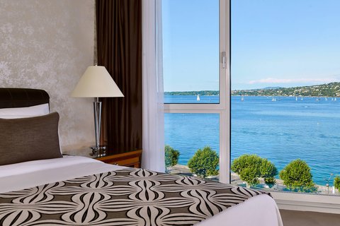 Suite Junior - Dormitorio con vistas al lago