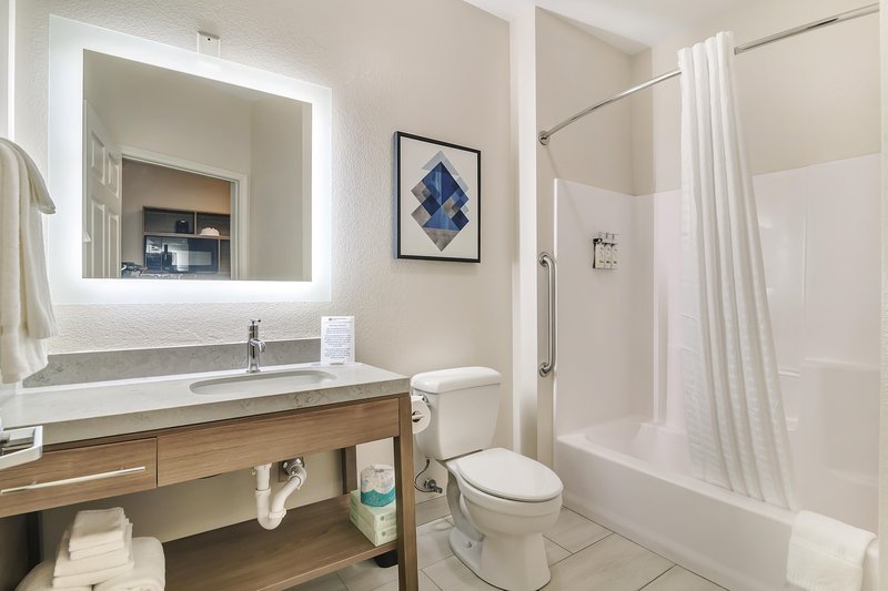 CANDLEWOOD SUITES LONGVIEW