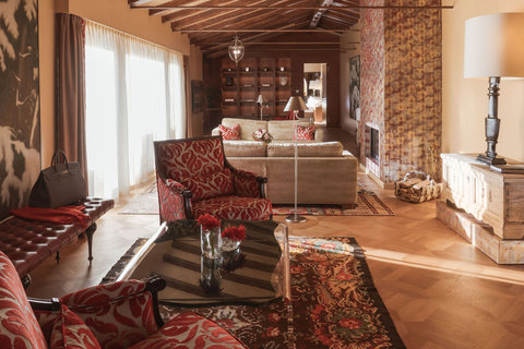 Carlton Penthouse Suite