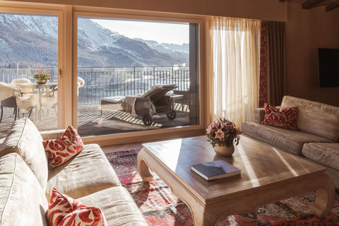 Carlton Penthouse Suite