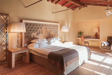 Carlton Penthouse Suite
