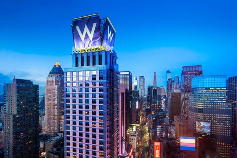 W Roof Sign