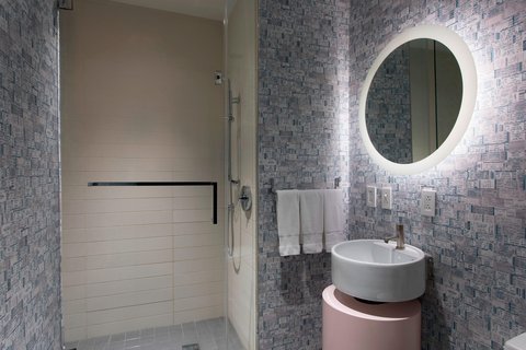 EWOW Guest Bathroom
