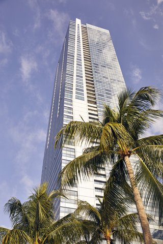 Four Seasons Hotel Miami