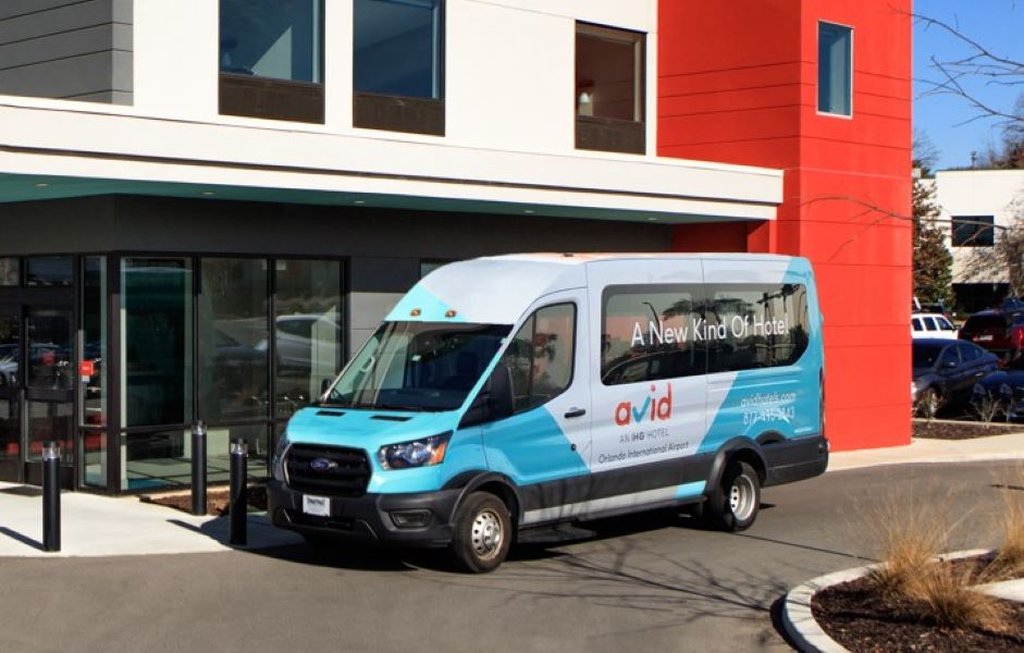 Complimentary Shuttle to Will Roger World Airport (OKC)