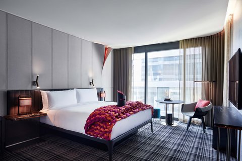 Cozy King Room View