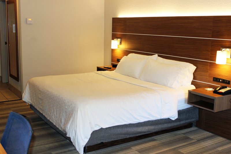 Holiday Inn Express Winfield – Teays Valley