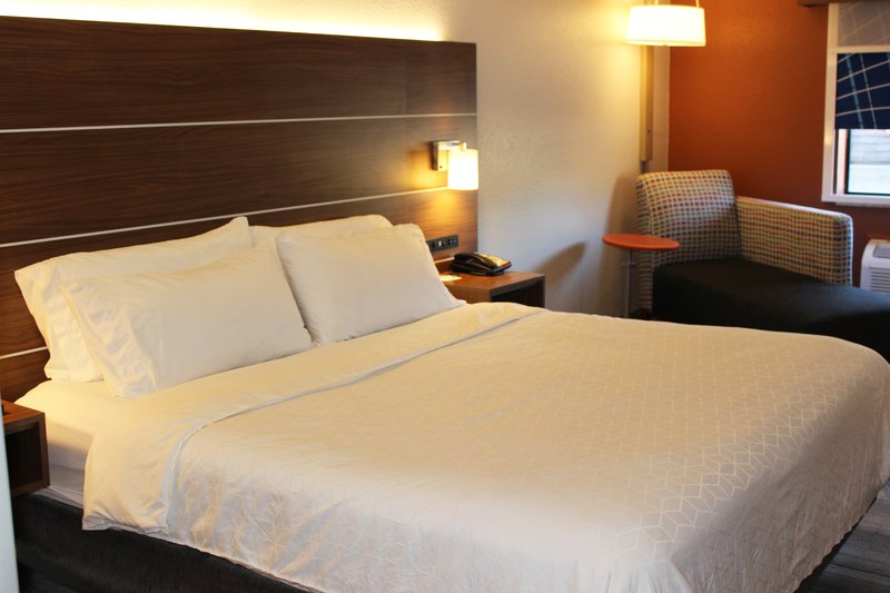 Holiday Inn Express Winfield – Teays Valley