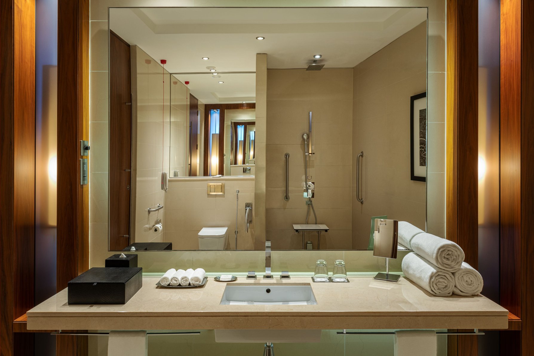JW Marriott Marquis Hotel Dubai Room Type - Deluxe Guest room, 2 Twin