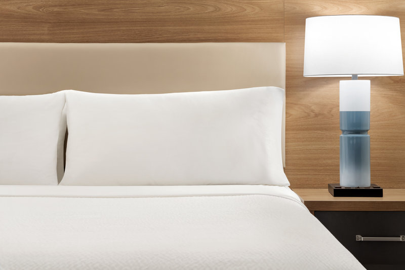 CANDLEWOOD SUITES MERIDIAN