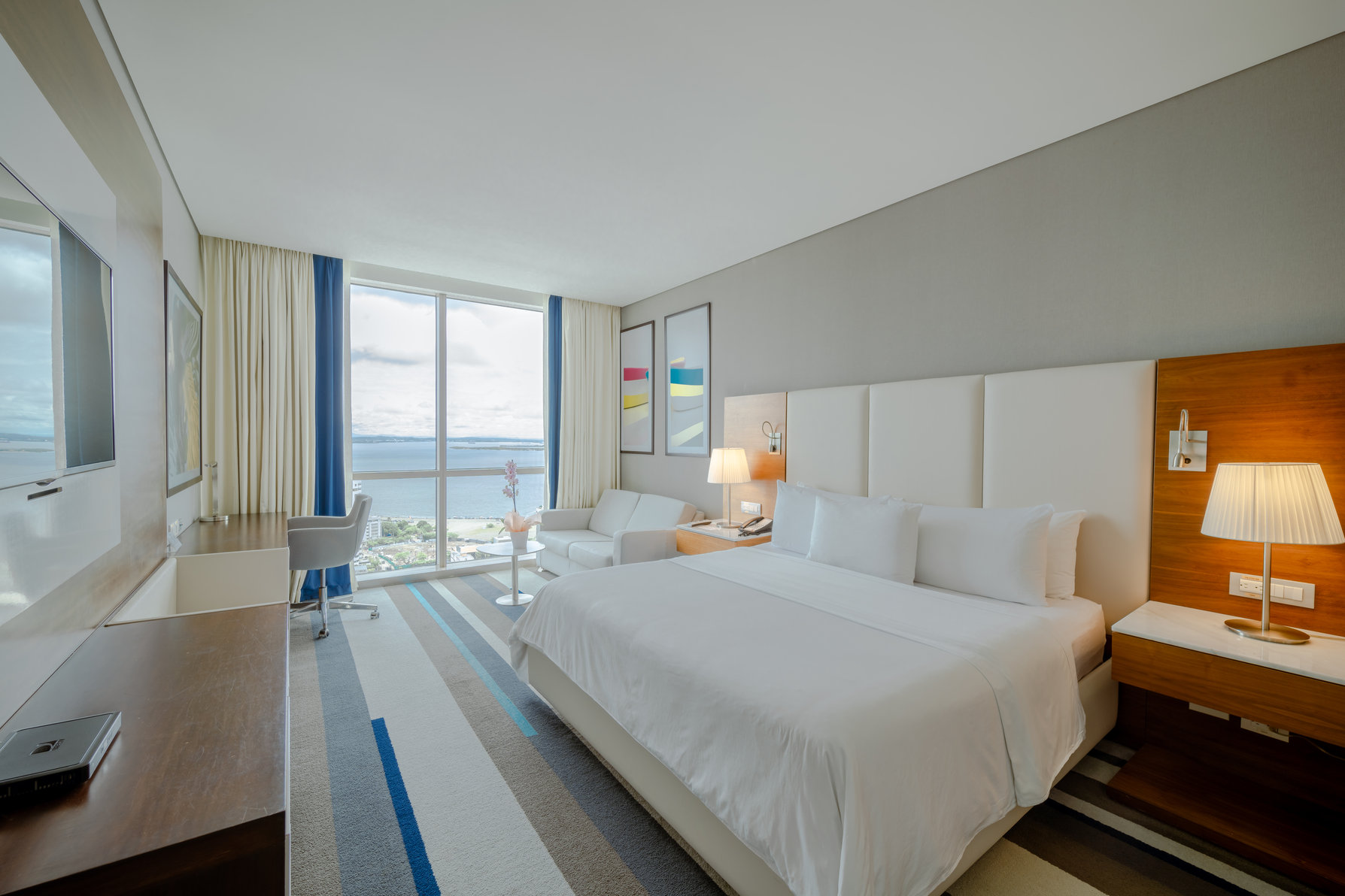 Hotel InterContinental Cartagena Room Type - 1 King Classic City Bay View Smart Room Hotel InterContinental Cartagena Room Type - 1 King Classic City Bay View Smart Room