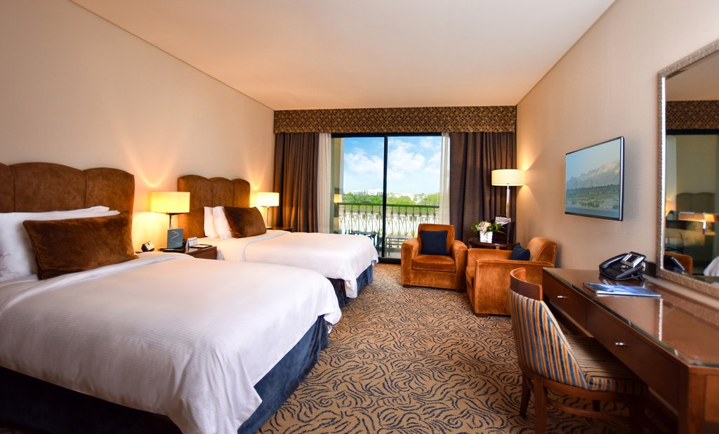 Al Ain Rotana Room Type - Classic Room/2 Twin Beds/37sqm/WiFi City or Pool View/LCD TV/Balcony/Bathtub
